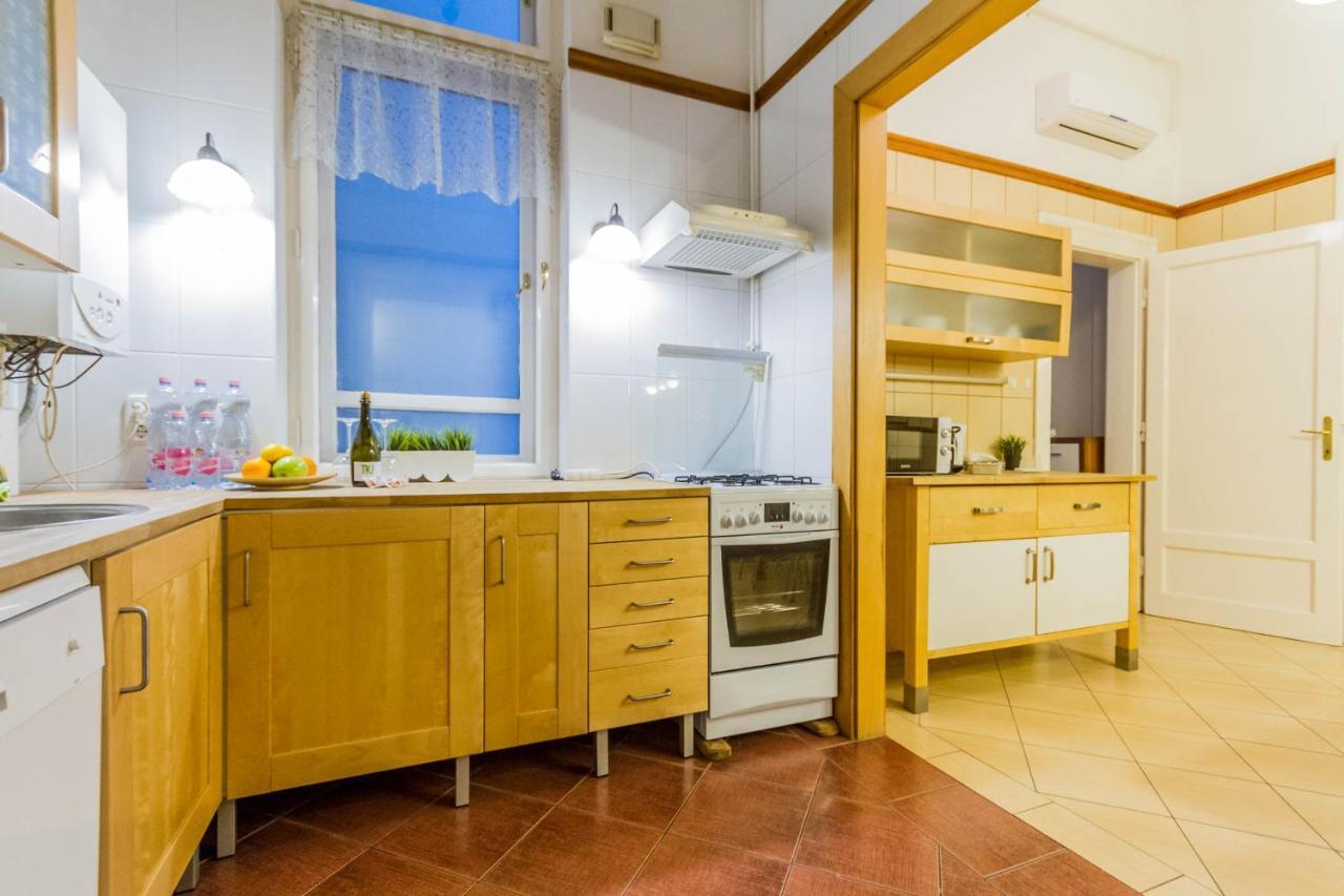 Friend Of Deak Ferenc Apartment บูดาเปสต์ ภายนอก รูปภาพ